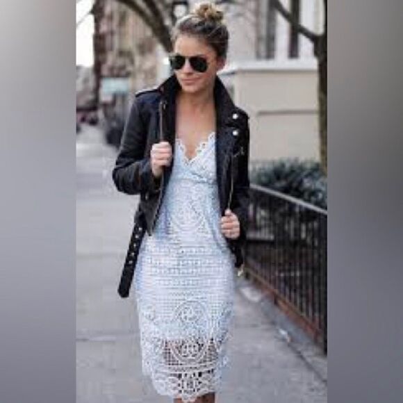 Bardot Light Blue Versailles Lace Dress Size 10 - Picture 2 of 14